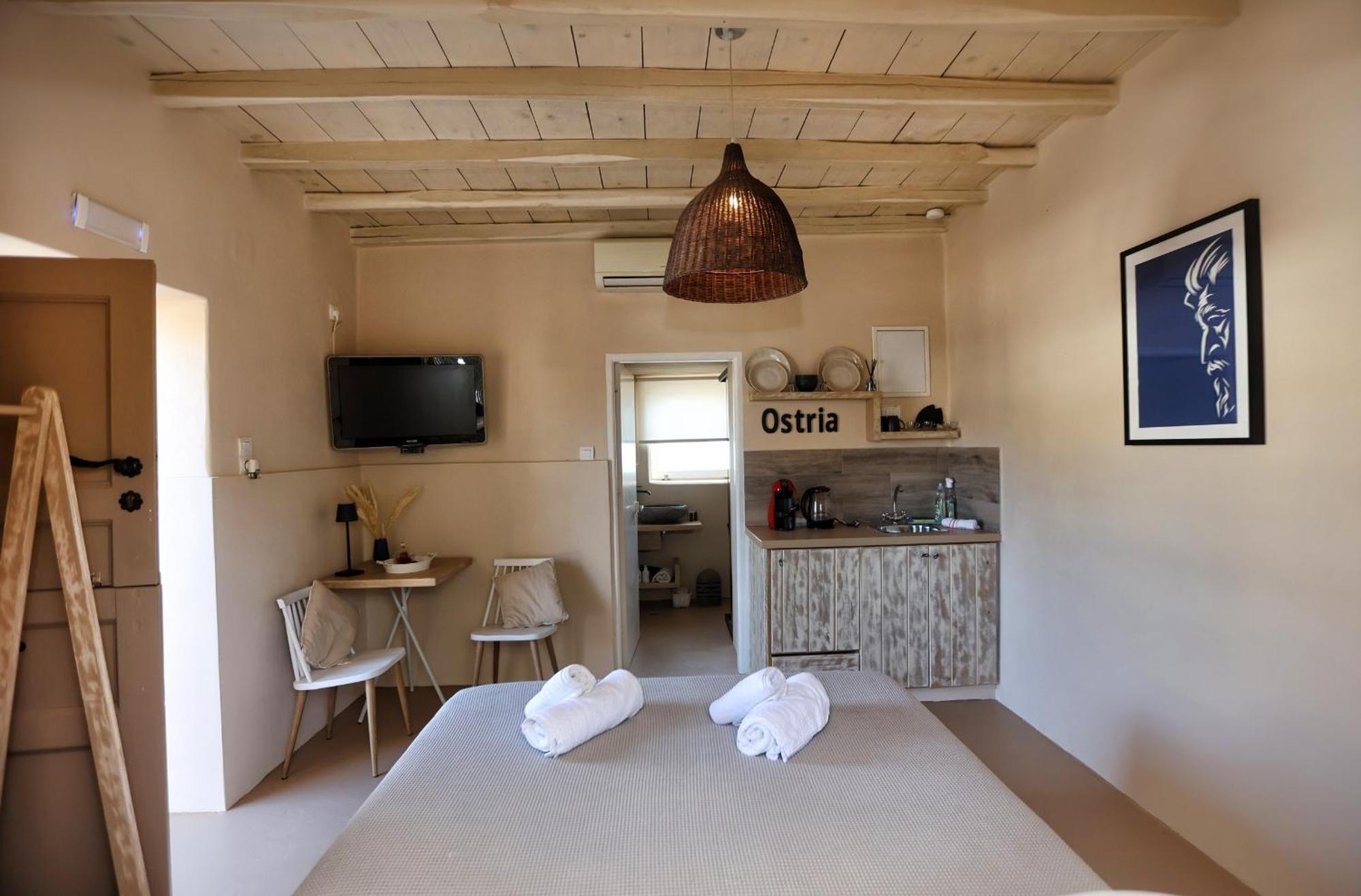 Maistrali Studio Ostria Parakopí Esterno foto